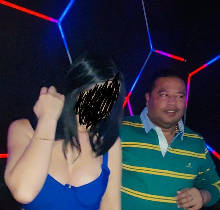 Setting — drinks, neon lights