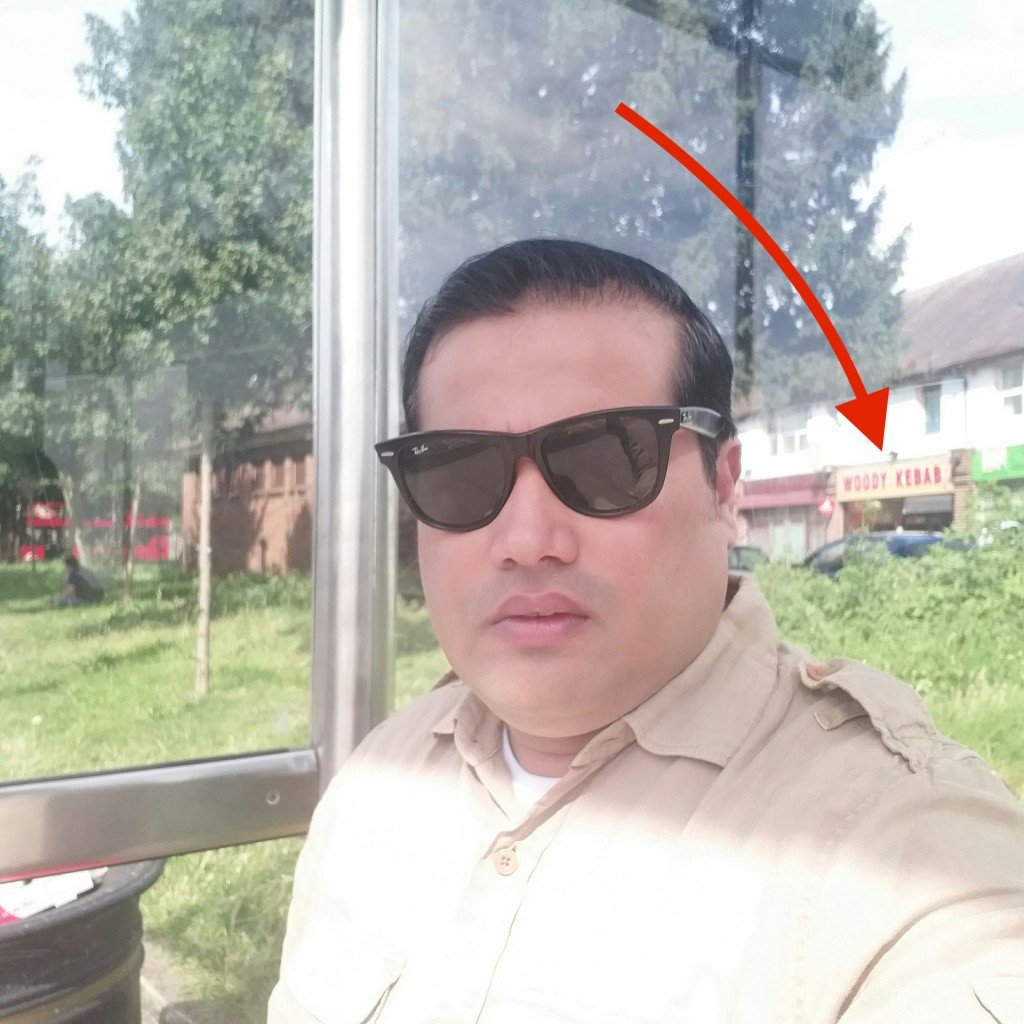 Bus stop selfie Sep 2017 — Woody Kebab