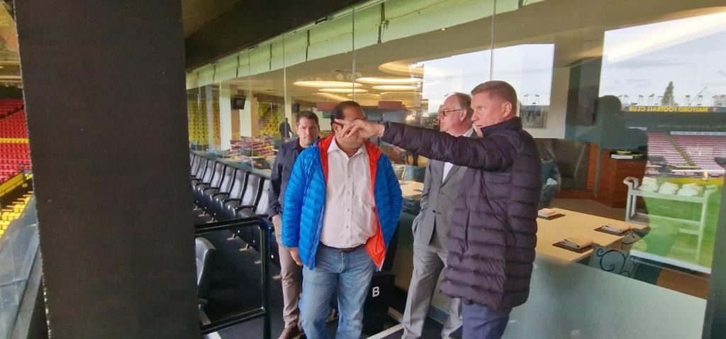 Tour of Executive Areas with Duxbury