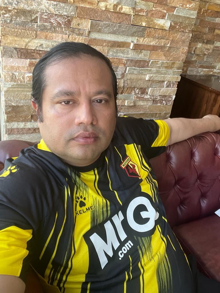Watford FC Shirt Selfie